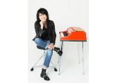 岸谷 香